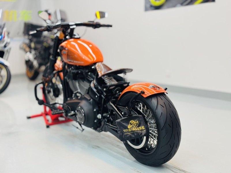 二手哈雷戴维森街霸 Street Bob