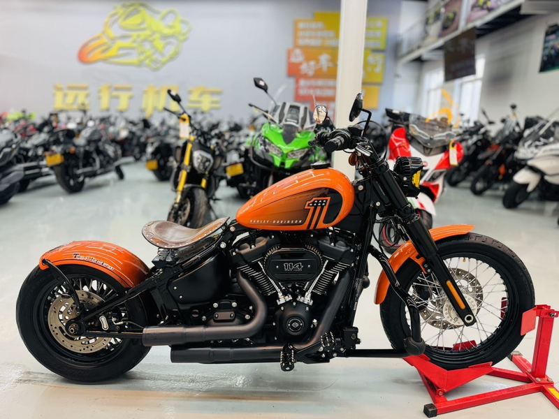 二手哈雷戴维森街霸 Street Bob