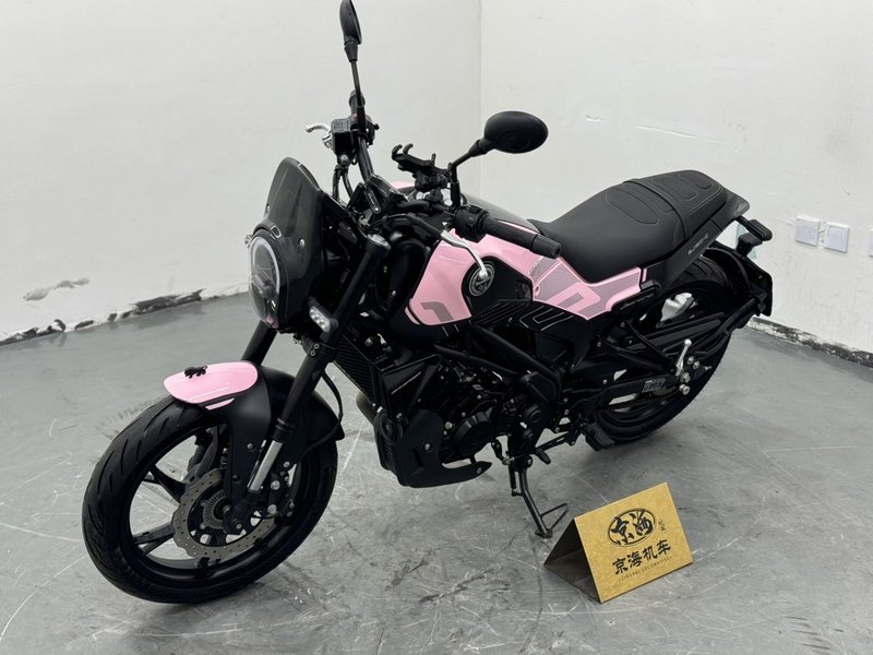 二手贝纳利幼狮 Leoncino 150