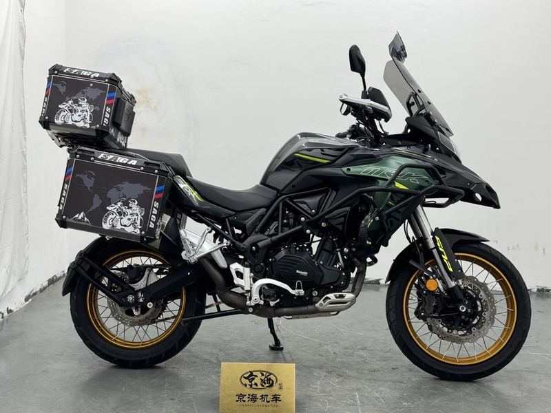 二手贝纳利金鹏 TRK502