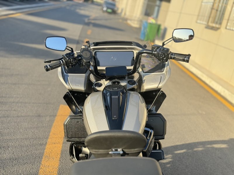 二手哈雷戴维森公路滑翔 Road Glide