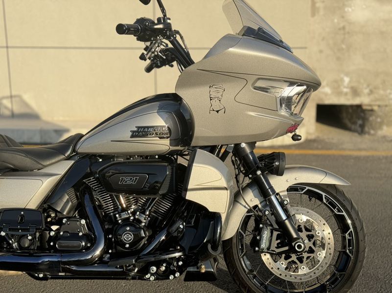 二手哈雷戴维森公路滑翔 Road Glide