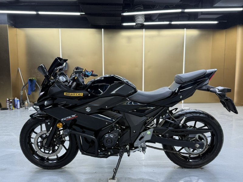 二手豪爵铃木GSX250R