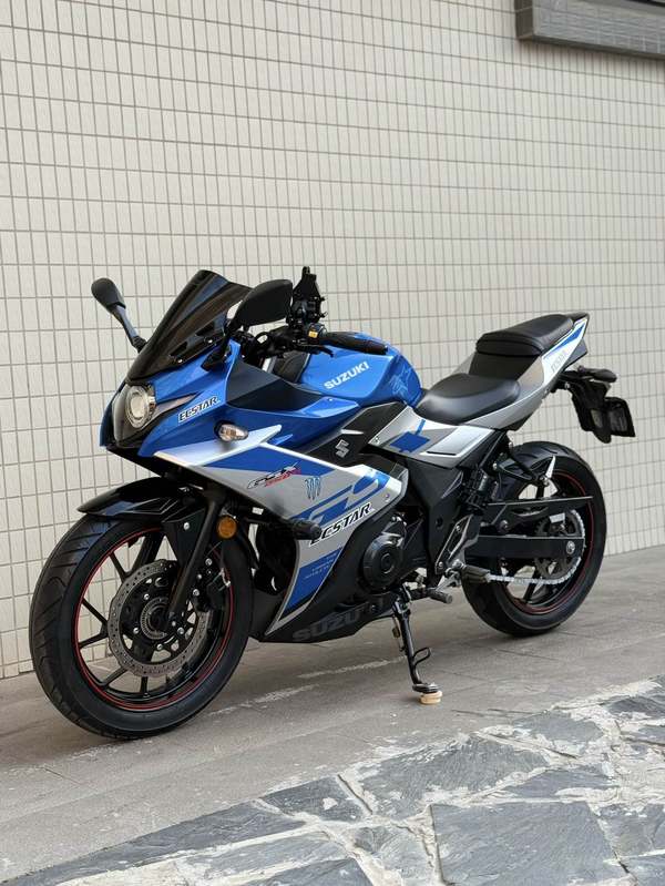 二手豪爵铃木GSX250R