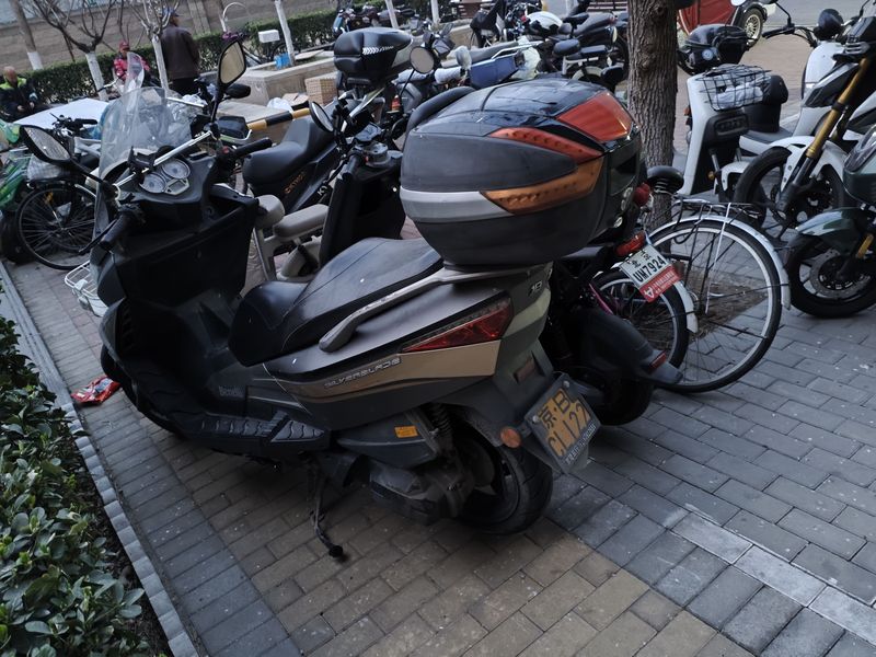 二手贝纳利银刃 BJ250T-8