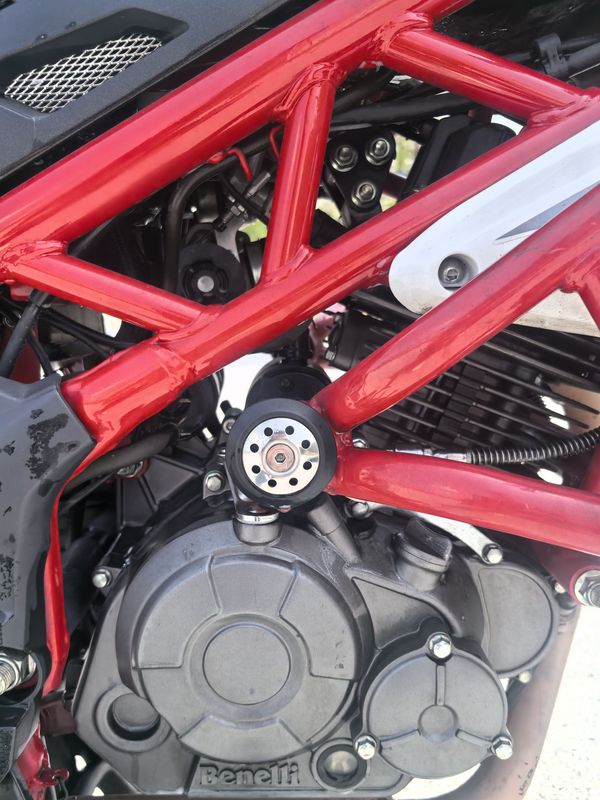 二手贝纳利红宝龙 TNT150i