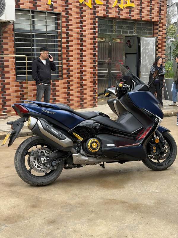 二手雅马哈TMAX