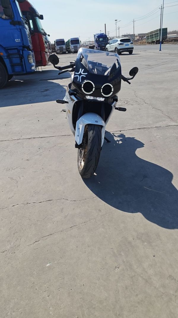 二手春风500SR VOOM