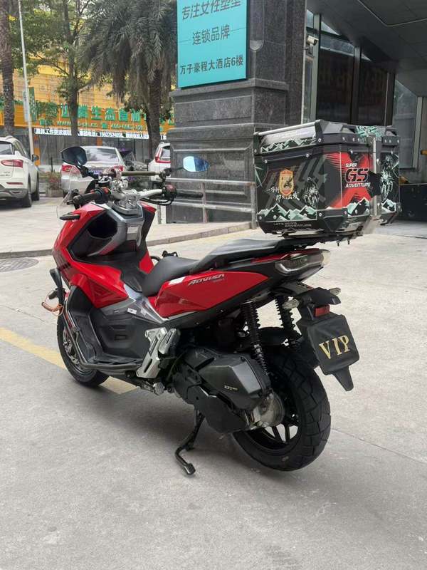 二手布雷斯通极宙 ADV150
