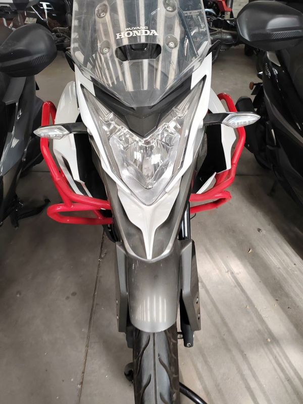 二手五羊本田猛鸷 CB190X