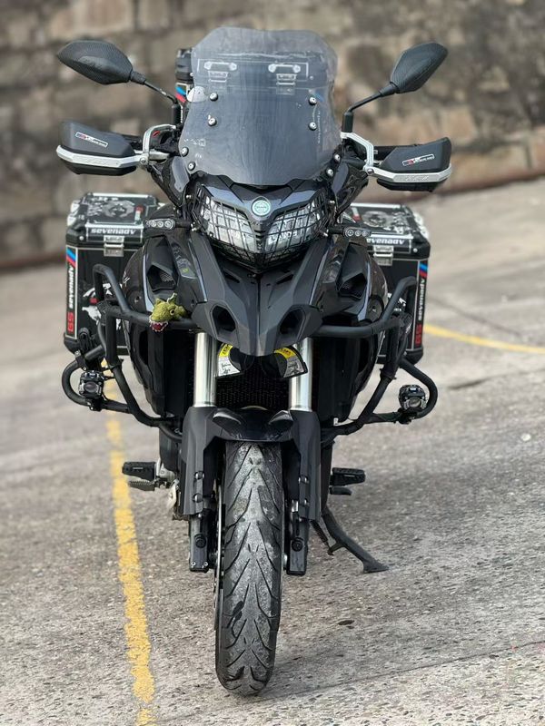 二手贝纳利金鹏 TRK502