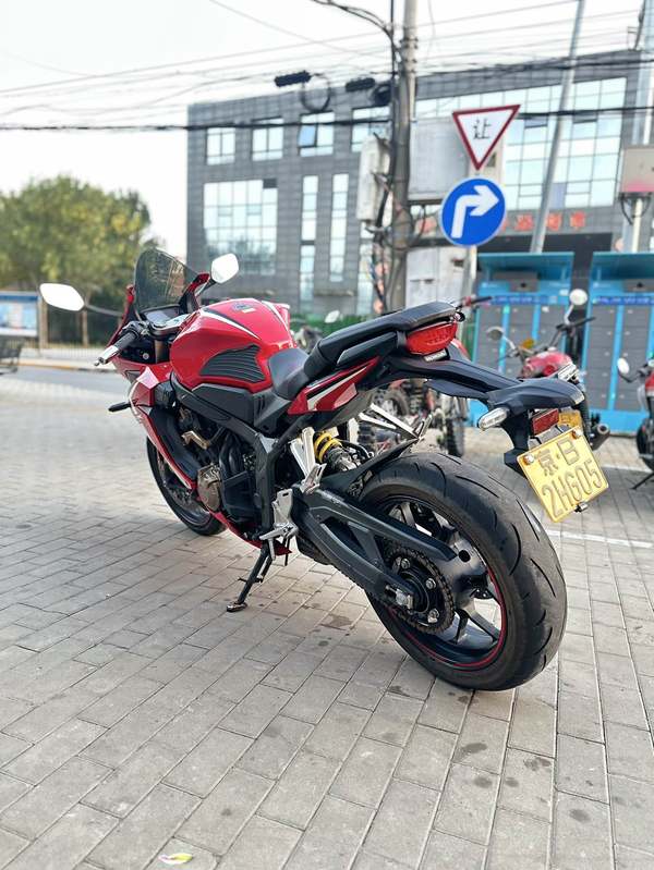 二手本田CBR650R