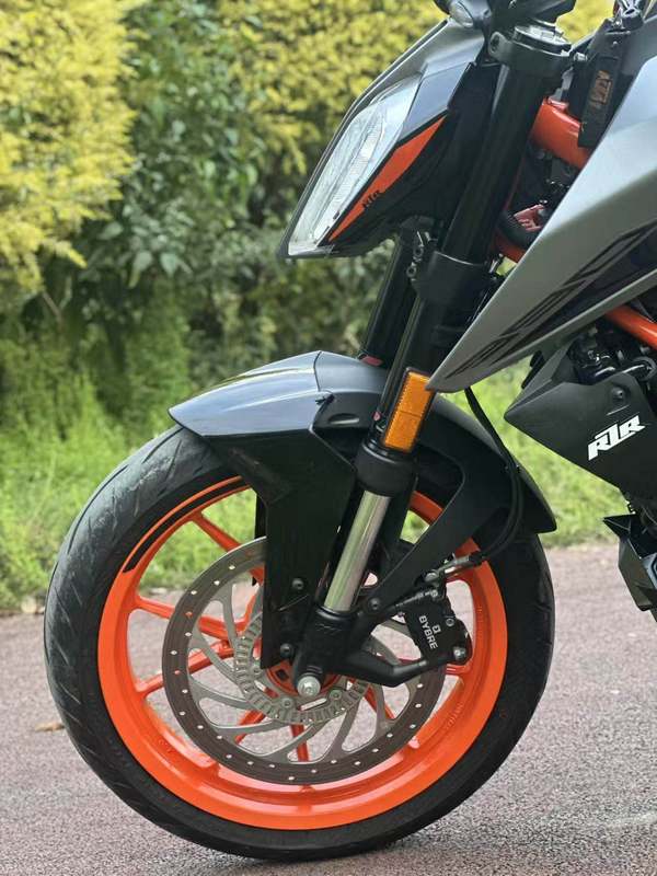 二手KTMR2R390 Duke