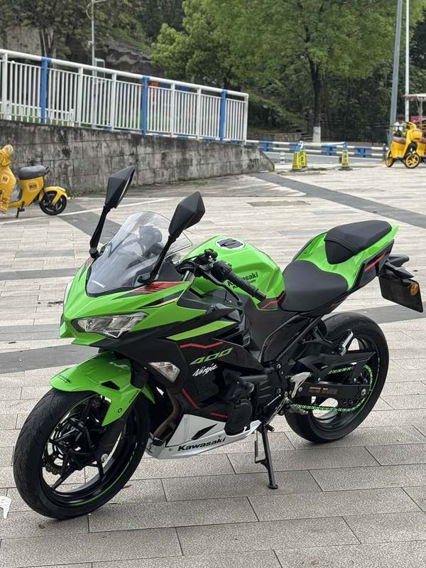 二手川崎Ninja 400