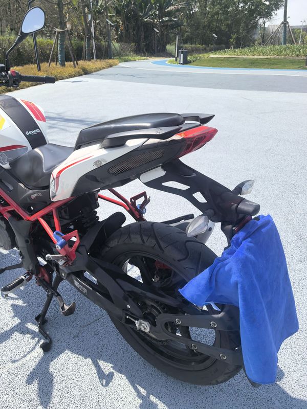 二手贝纳利红宝龙 TNT150i