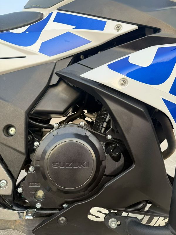 二手豪爵铃木GSX250R