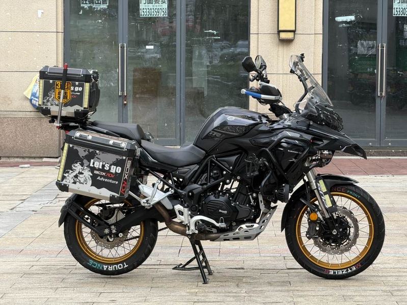 二手贝纳利金鹏 TRK502