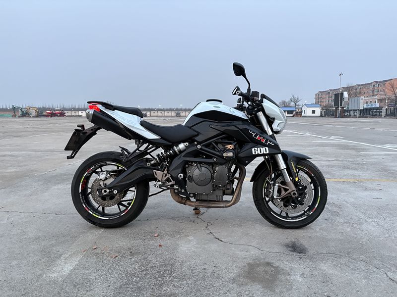 二手贝纳利TNT600i