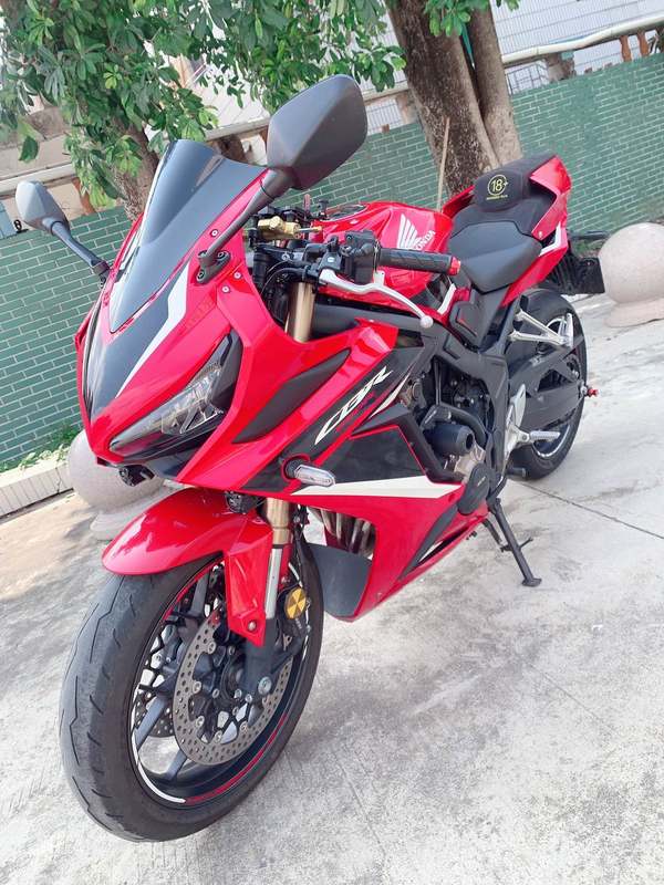 二手本田CBR650R
