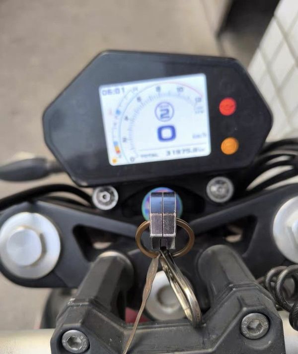 二手贝纳利蓝宝龙 BN302S