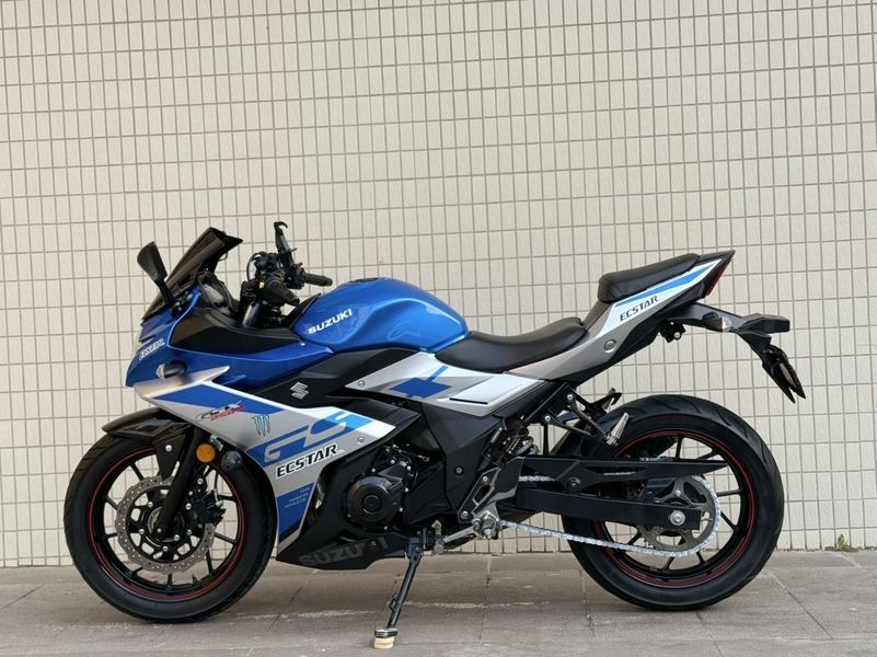 二手豪爵铃木GSX250R