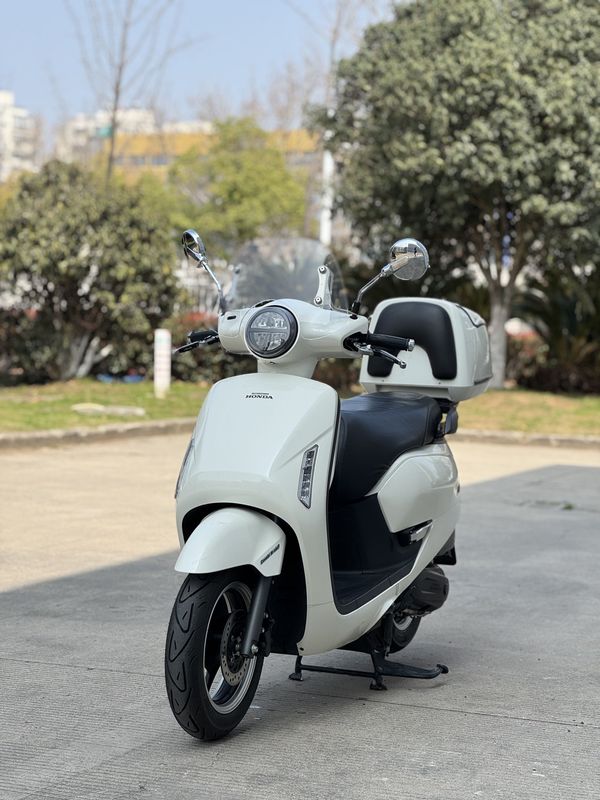 二手新大洲本田NS125LA