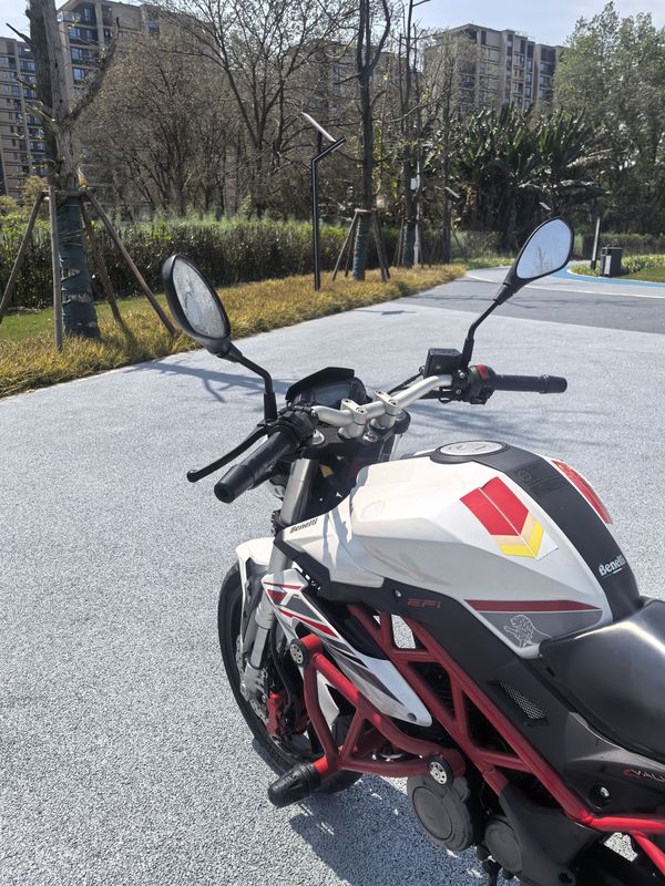 二手贝纳利红宝龙 TNT150i