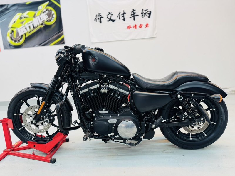 二手哈雷戴维森Iron883 硬汉