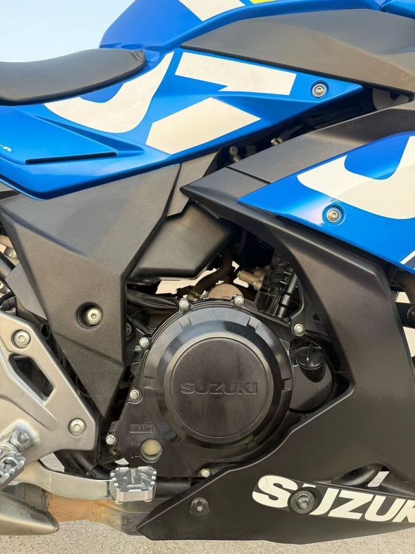 二手豪爵铃木GSX250R