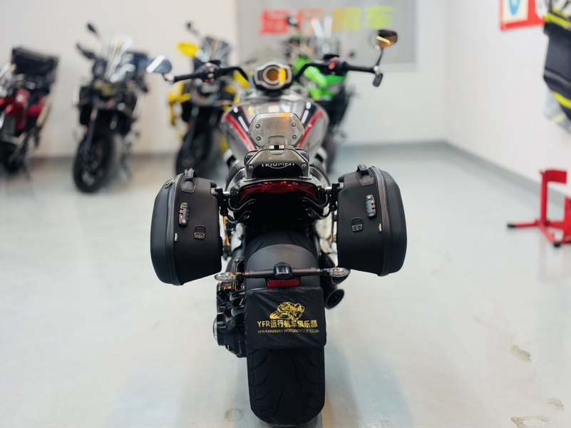 二手凯旋Rocket 3