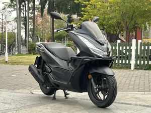 二手五羊本田PCX