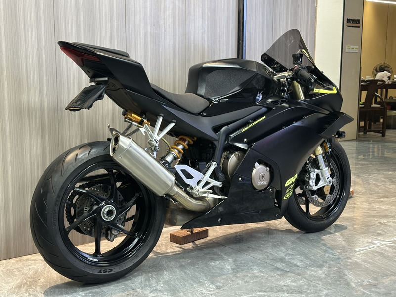二手张雪机车500RR