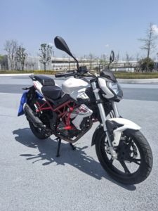 二手贝纳利红宝龙 TNT150i