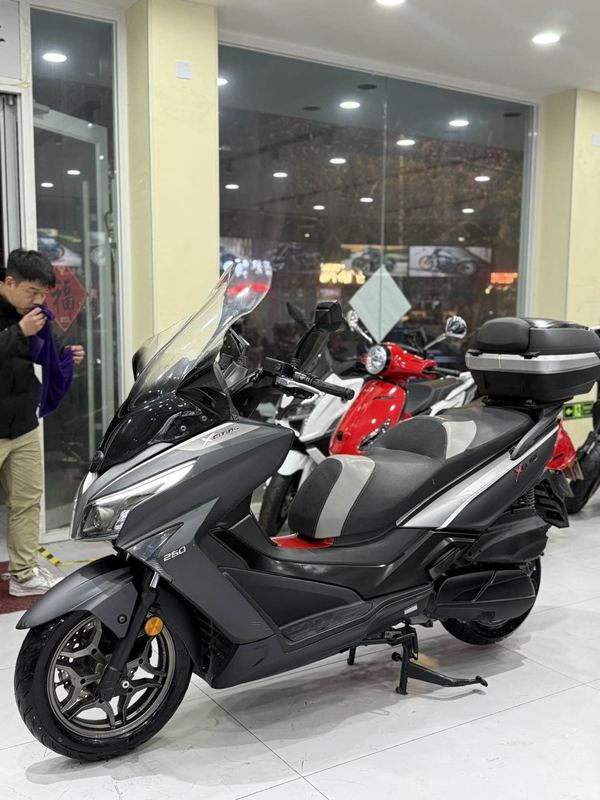 二手光阳赛艇 250