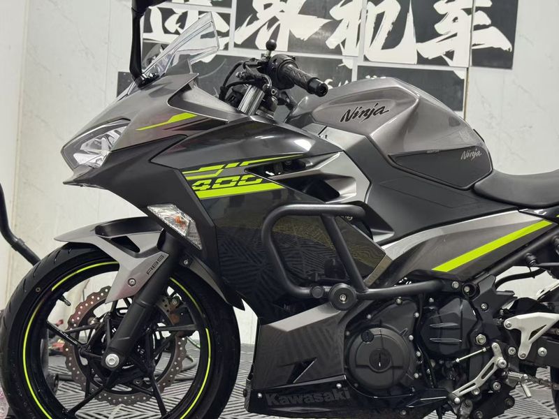二手川崎Ninja 400