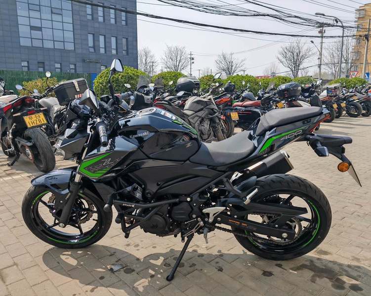 二手川崎Z400