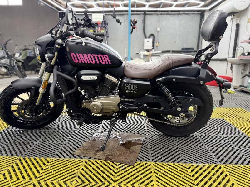 二手QJMOTOR闪300