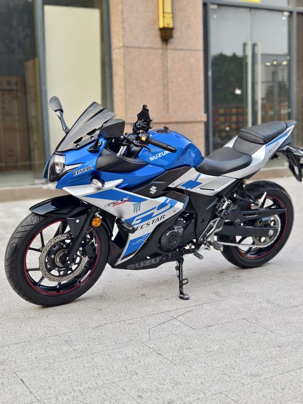 二手豪爵铃木GSX250R