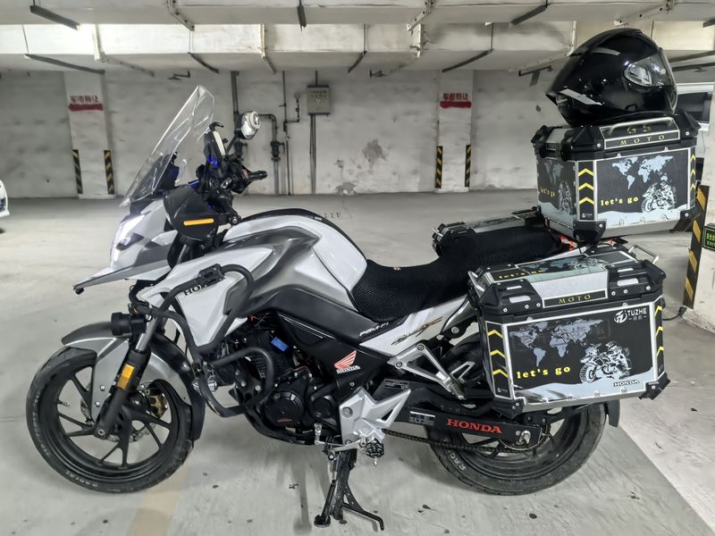 二手五羊本田猛鸷 CB190X