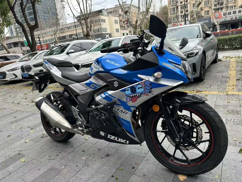 二手豪爵铃木GSX250R