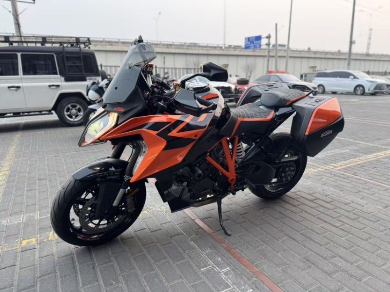 二手KTMR2R1290 Super Duke GT
