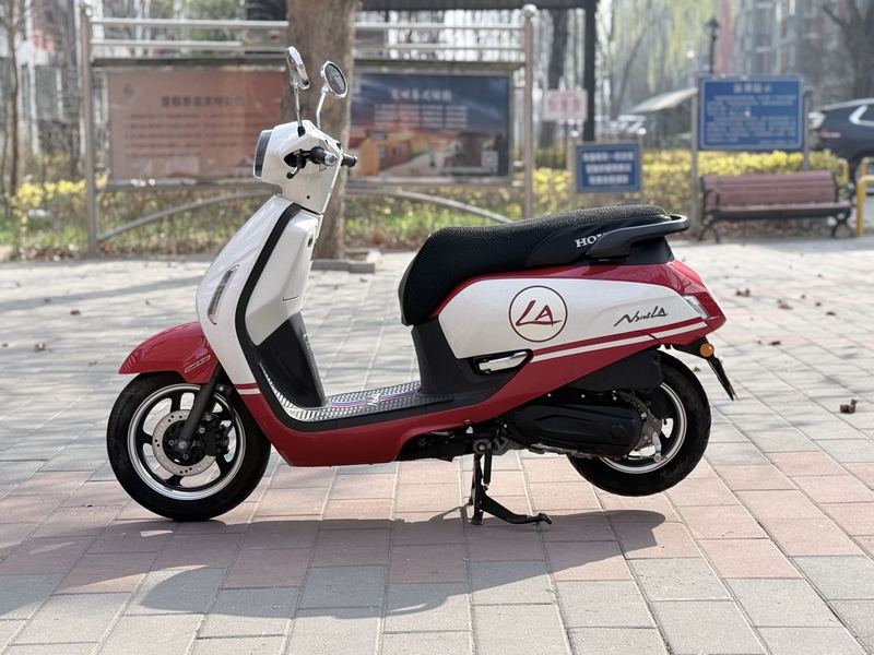 二手新大洲本田NS125LA