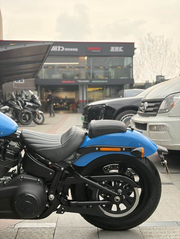 二手哈雷戴维森街霸 Street Bob