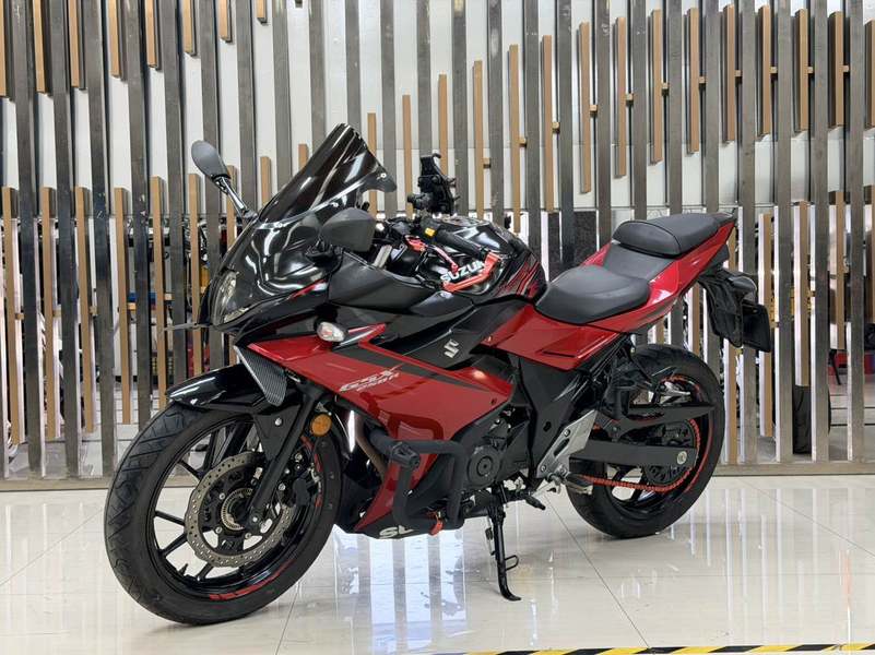 二手豪爵铃木GSX250R