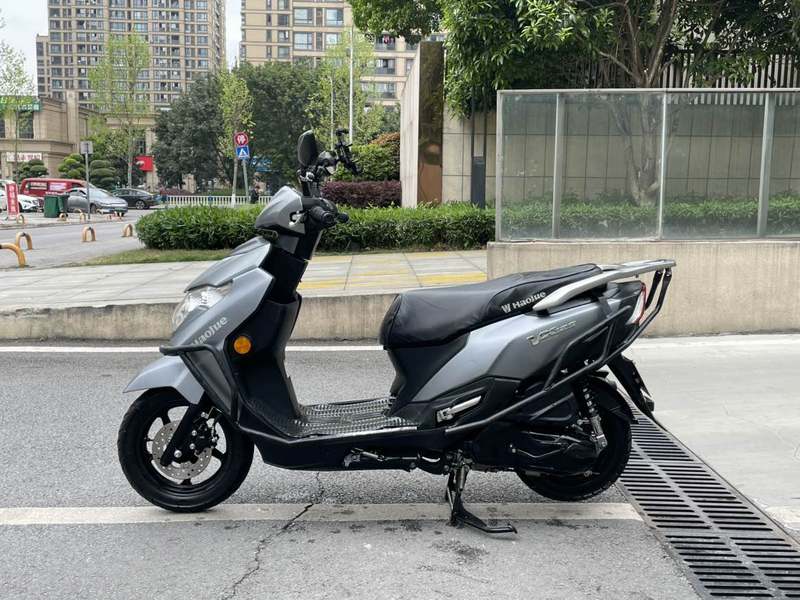 二手豪爵虎鲨VX125