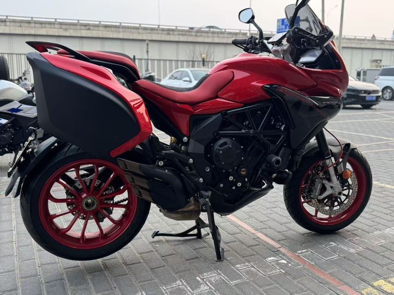 二手奥古斯塔Turismo Veloce 800