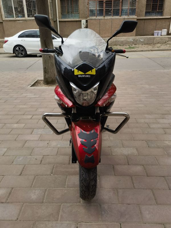 二手豪爵铃木骊驰 GW 250F