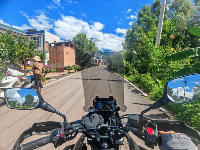 二手豪爵铃木DL250