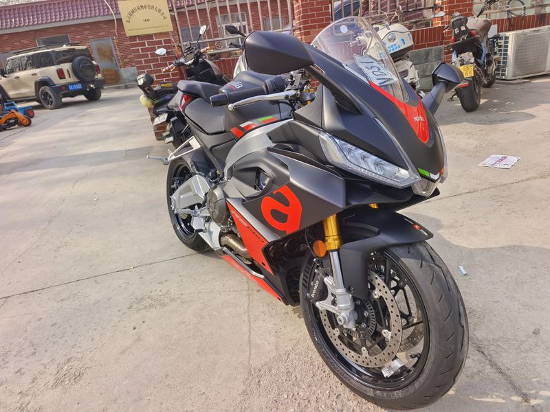 二手阿普利亚RS 660 