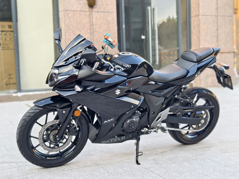 二手豪爵铃木GSX250R